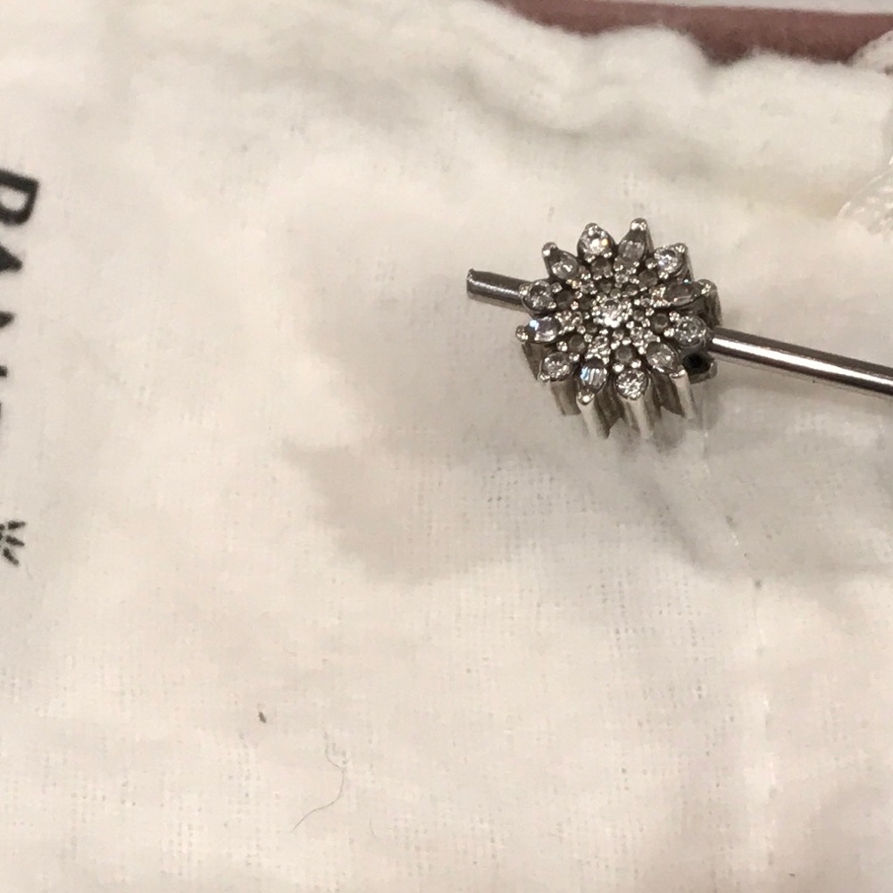 Pandora Ice crystal charm ✨
